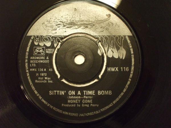 Honey Cone - Sittin' On A Time Bomb