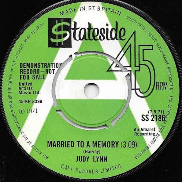 Judy Lynn - Married To A Memory / So Natural Is My Love