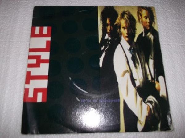 Style (4) - It's A Secret