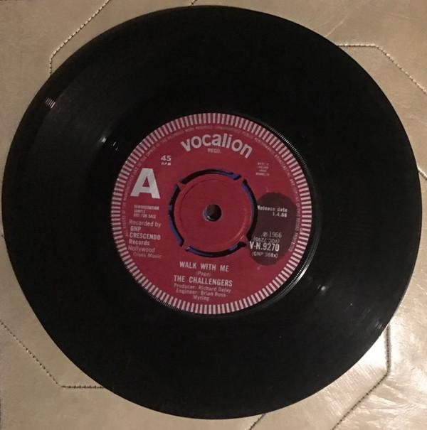The Challengers - Walk With Me