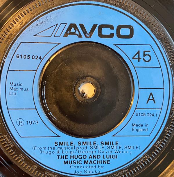 The Hugo & Luigi Music Machine - Smile, Smile, Smile
